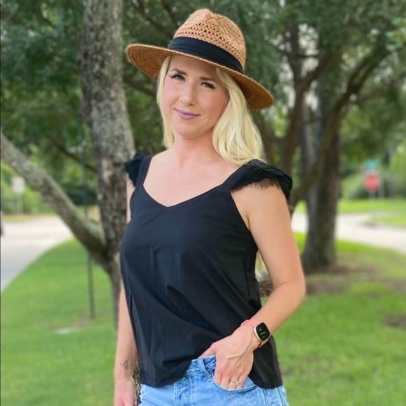 Black laced sleeve top - Picture 1 of 1